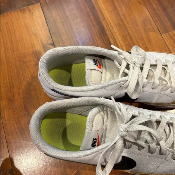 Nike low dunks wms- size 10 - Picture 4 of 5